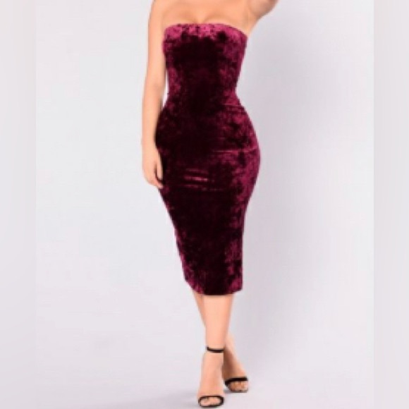 Fashion Nova Bodycon velvet dress - Picture 3 of 7